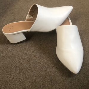 White heeled pointed toe mule A New Day 11W